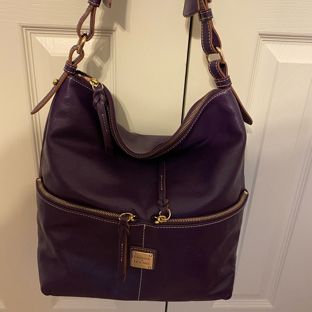 A Dooney & Bourke purse